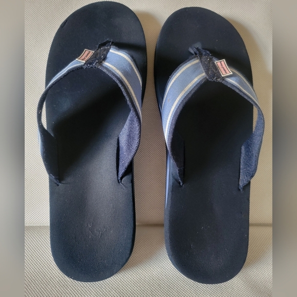 VINEYARD VINES FLIP FLOPS SANDALS (sz 10)‎ - Picture 1 of 4